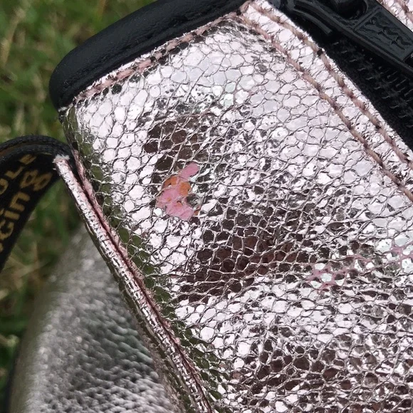 Dr. Martens Crinkle Metallic Lace Up Boots Size 5 Girls in Pink Disco Crinkle - Picture 11 of 11